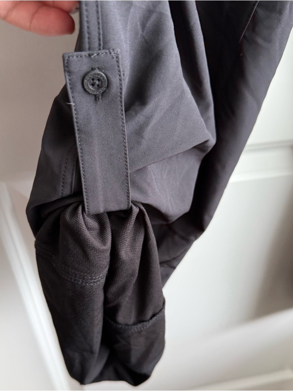 NWT Coolibar Canyon Roll Up Pants Black UPF 50+ Outdoor Sun Protection Large - Picture 4 of 10